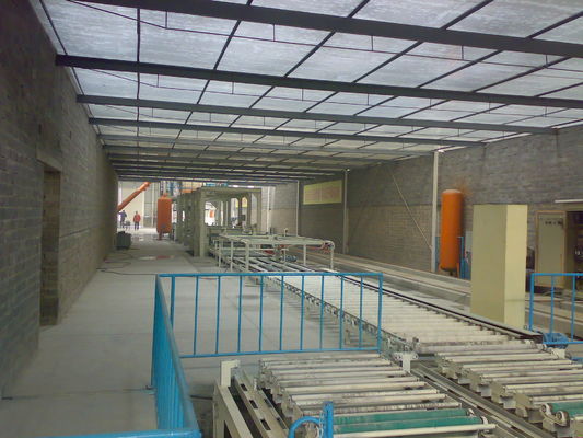 Plastik vakum şekillendirme makinesi 0.8 - 1 MPa hava kaynağı 48 / 68 KW ısıtma gücü