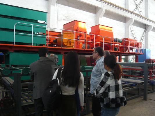 İnşaat Malzemesi Üretimi İçin Isı Yalıtımlı Katmanlı Çatı Kiremiti Üretim Makinesi