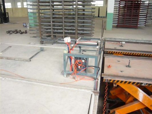 3 mm - 6 mm Kalınlığında ve 6 m Maksimum Uzunluğunda Yüksek Mukavemetli Çatı Kiremiti Üretim Makinesi