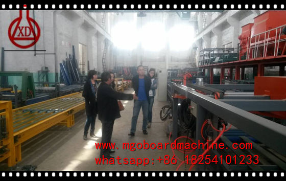 Ev Prefab Magnezyum Oksit Çatı Plakası Yapma Makinesi / Üretim hattı Ce Sertifikası